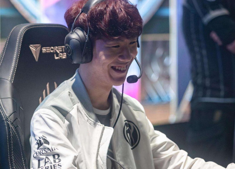 LEC新银河战舰！外媒曝Carzzy将在明年为Vitality效力