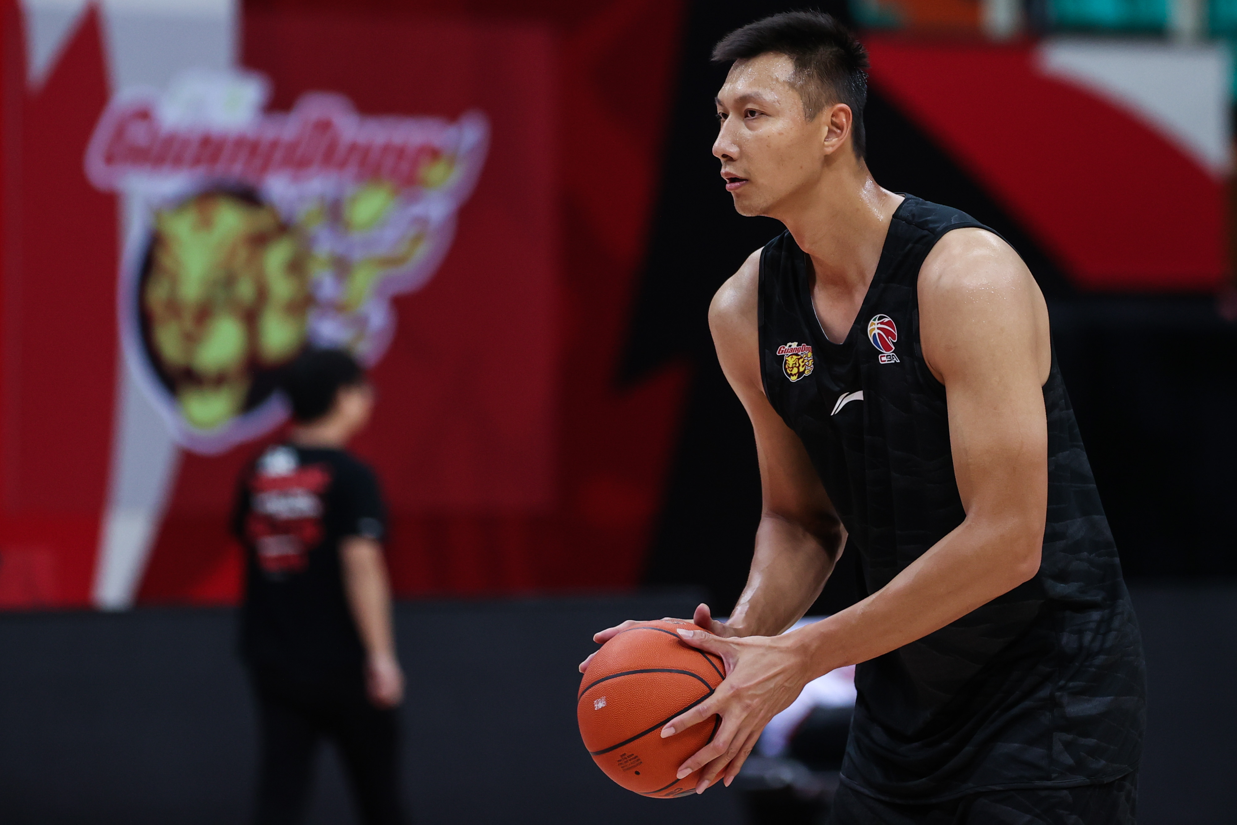 内马尔：我的心永远属于桑托斯；之后将进行膝盖半月板手术